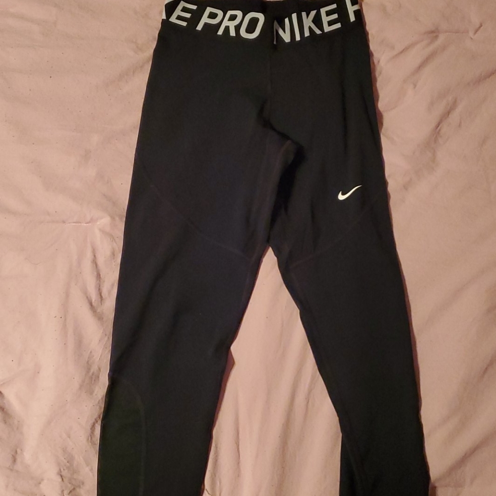 Nike Pro Cropped Leggings
